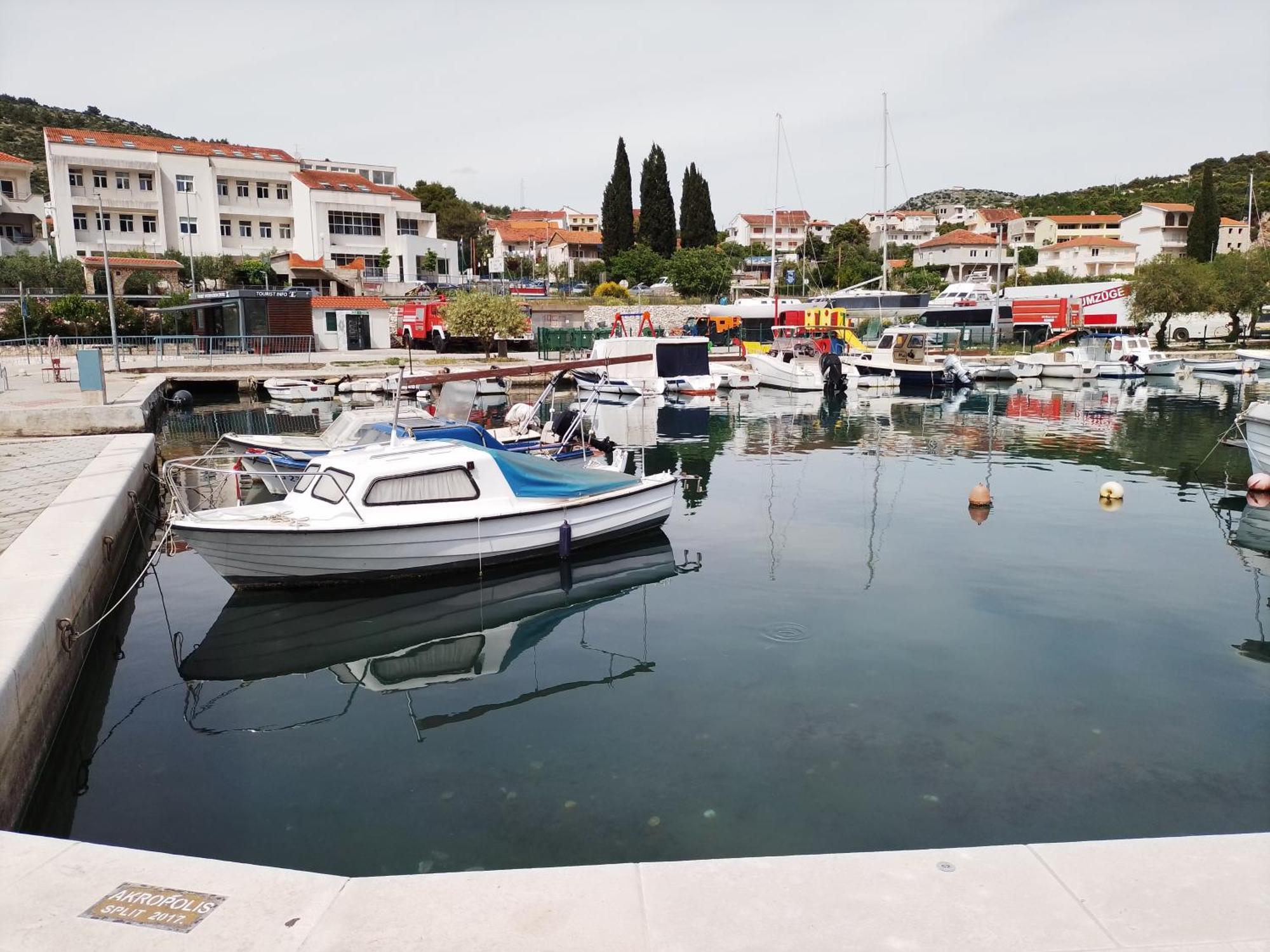 Mandi Apartment Marina Exterior photo